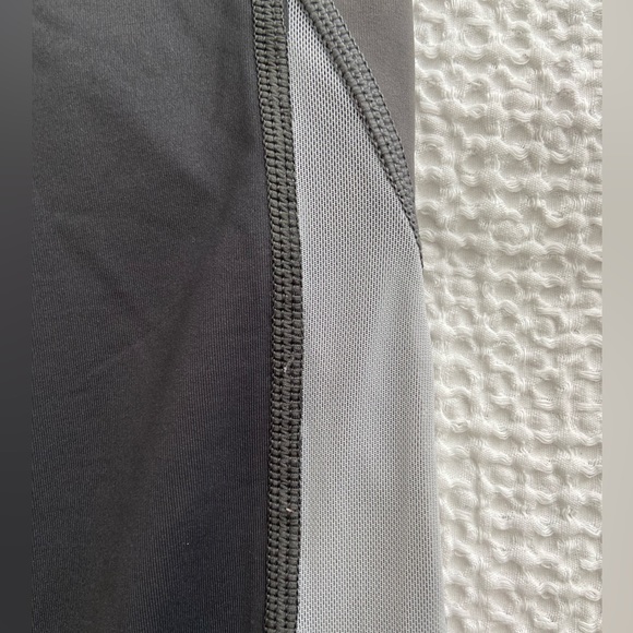 Aerie Grey Mesh Leggings - Picture 8 of 9